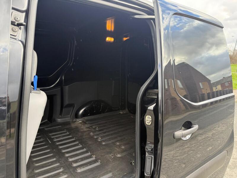 20f3d94d6fbf4602b35e70e5aac18903