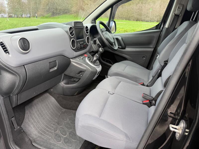 681a4a10ff3c4cb181ced3b9a5049701