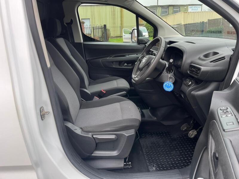 c30f6ef1bdc24a4dbcb28d5cb51cbd5b