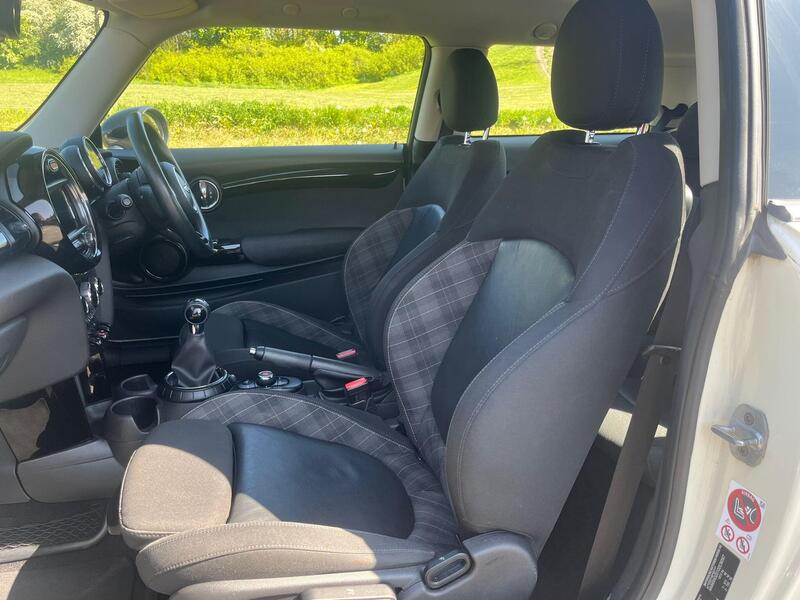 10bf466faa5b480391dd04173242ff11