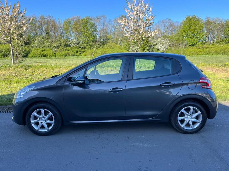 9fec5b9de3b34eddae05dc324940e8bb