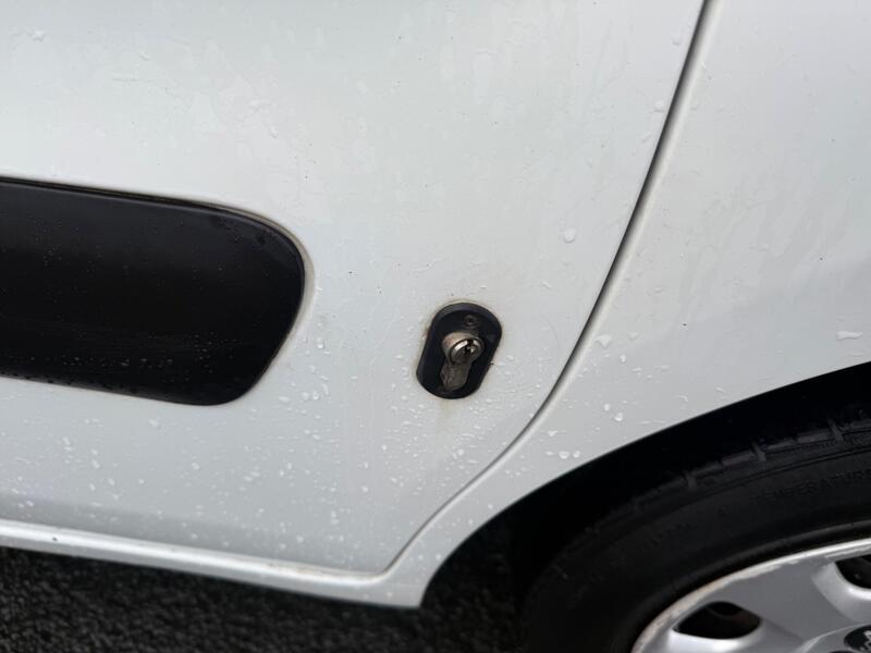 e3cf93f81f3c479180ebb9ec4a56513b